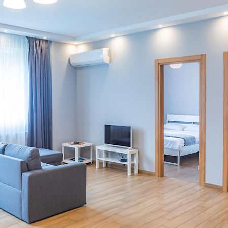 באטומי Apartment By The Sheraton מראה חיצוני תמונה