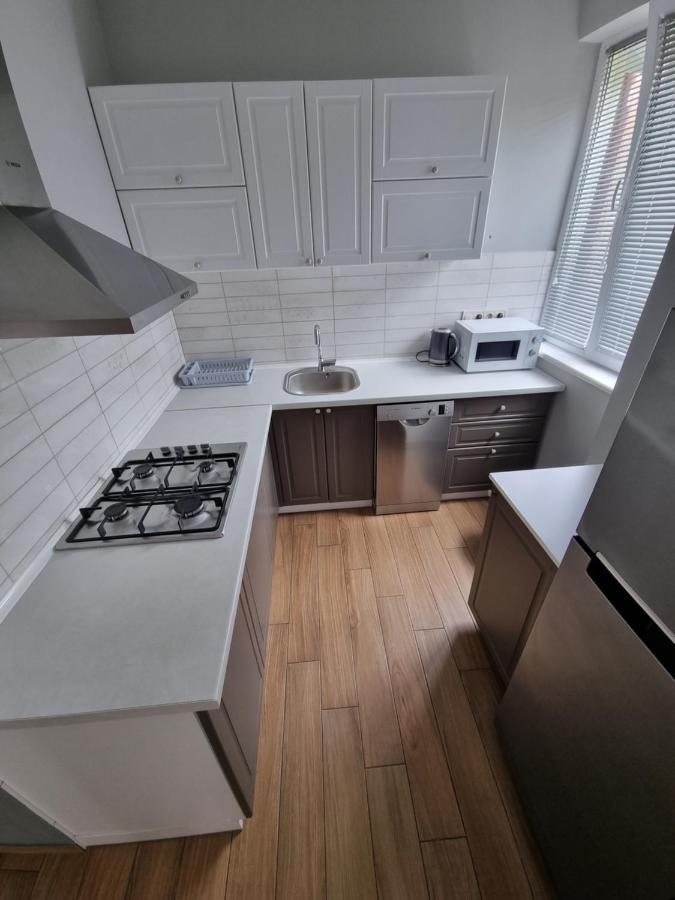 באטומי Apartment By The Sheraton מראה חיצוני תמונה